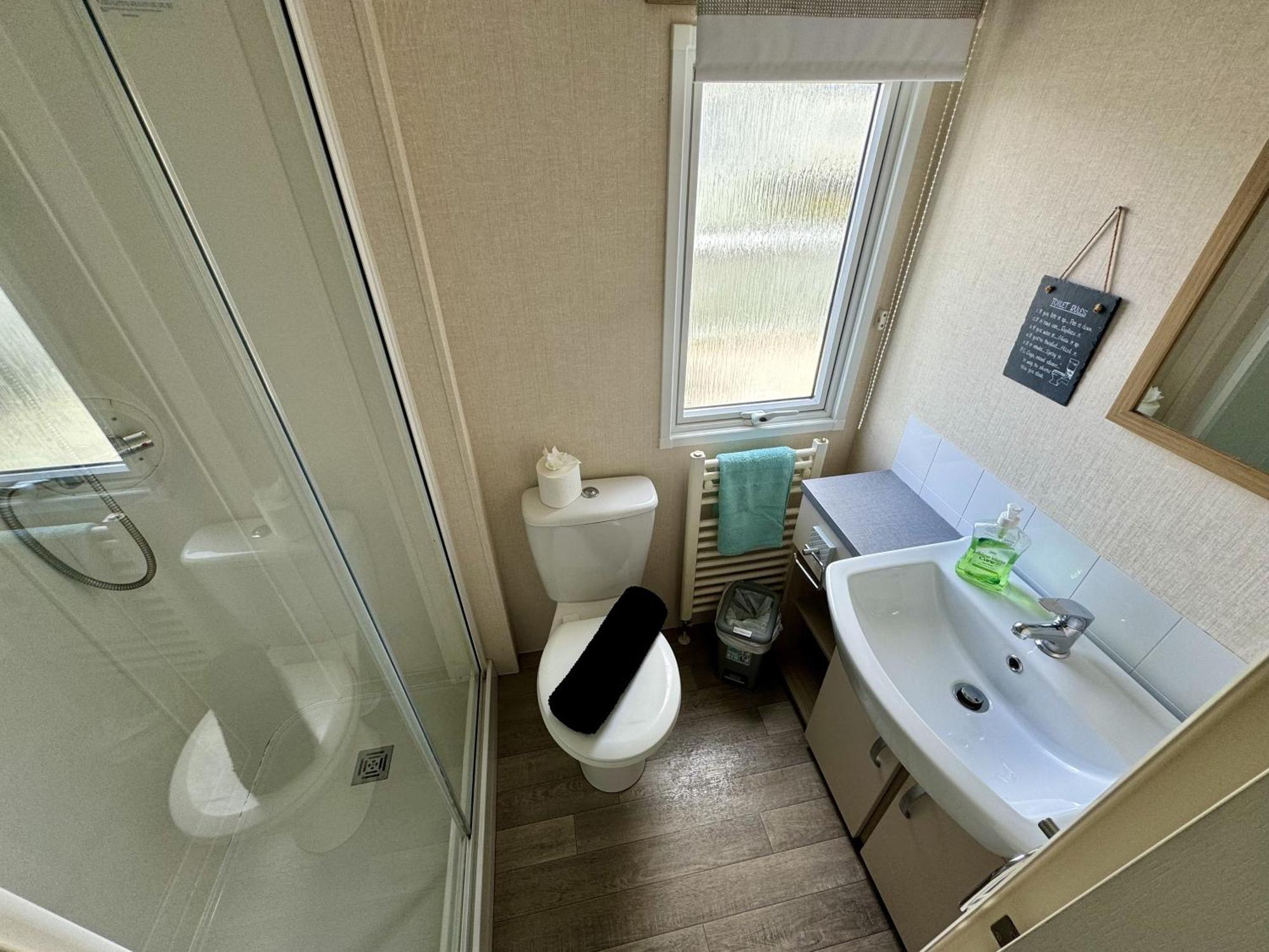 New Sea View Platinum Caravan With Huge Decking Ньюкасл-апон-Тайн Экстерьер фото
