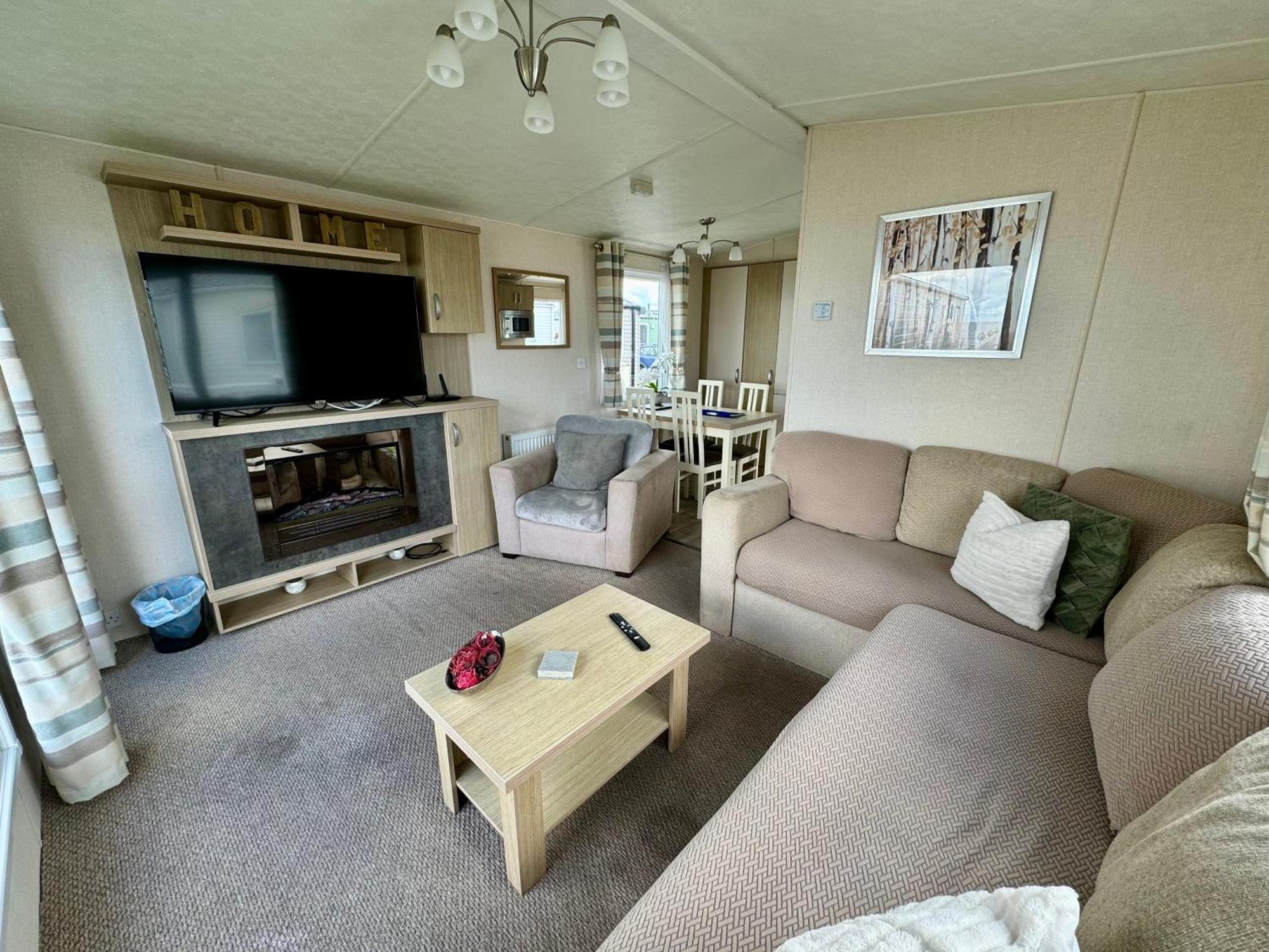 New Sea View Platinum Caravan With Huge Decking Ньюкасл-апон-Тайн Экстерьер фото